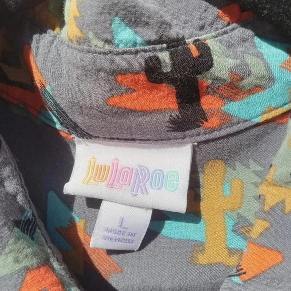 Lularoe Michael's Short Sleeve Full Button Shirt Desert Gray and Orange Breezy L - Picture 5 of 8